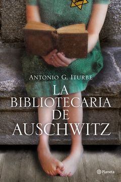 La bibliotecaria de Auschwitz book cover