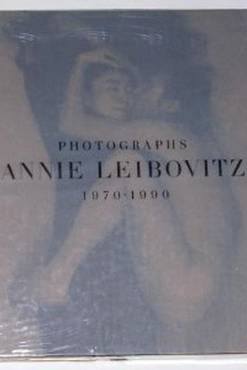 Annie Leibovitz Photographs 1970-1990 1ST EDITION 1991 book cover